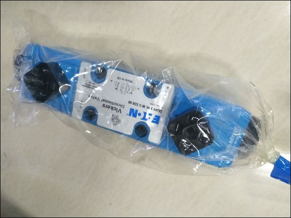 DG4V 3 0C MU ED6 60   電磁閥