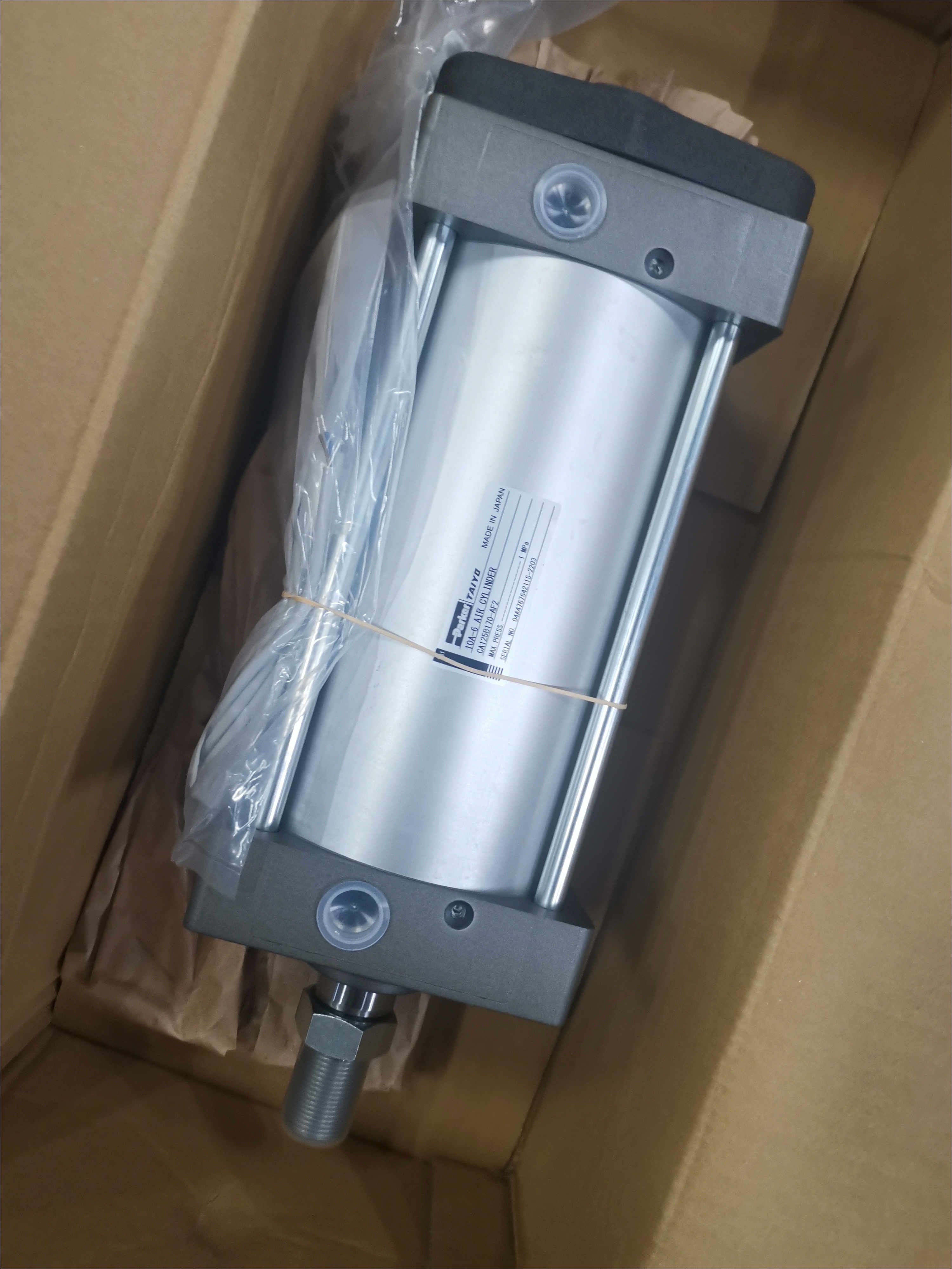 10A-6 CA125B170-AF2   氣缸